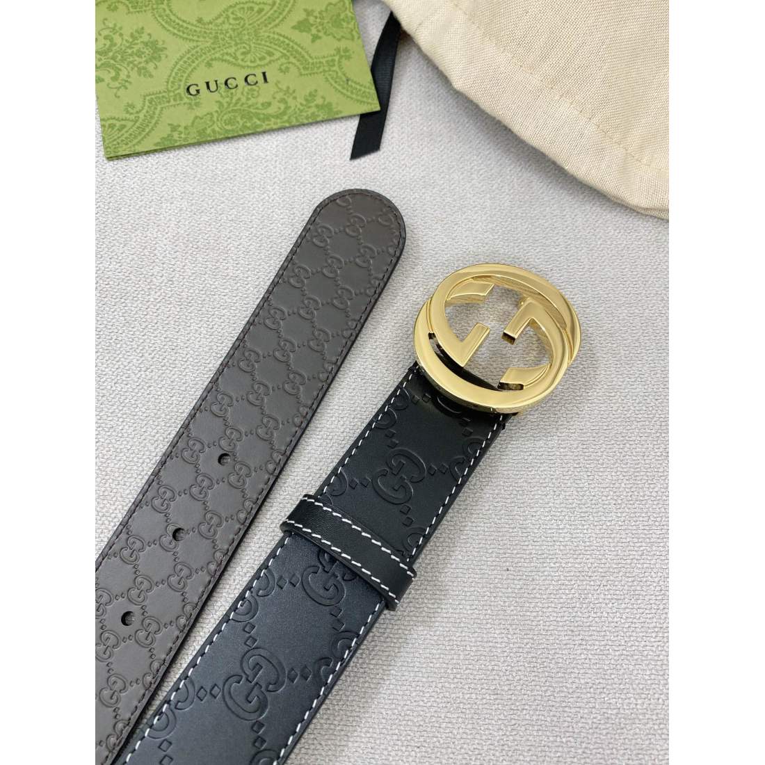 Gucci Cowhide Embossed Pure Steel 35MM