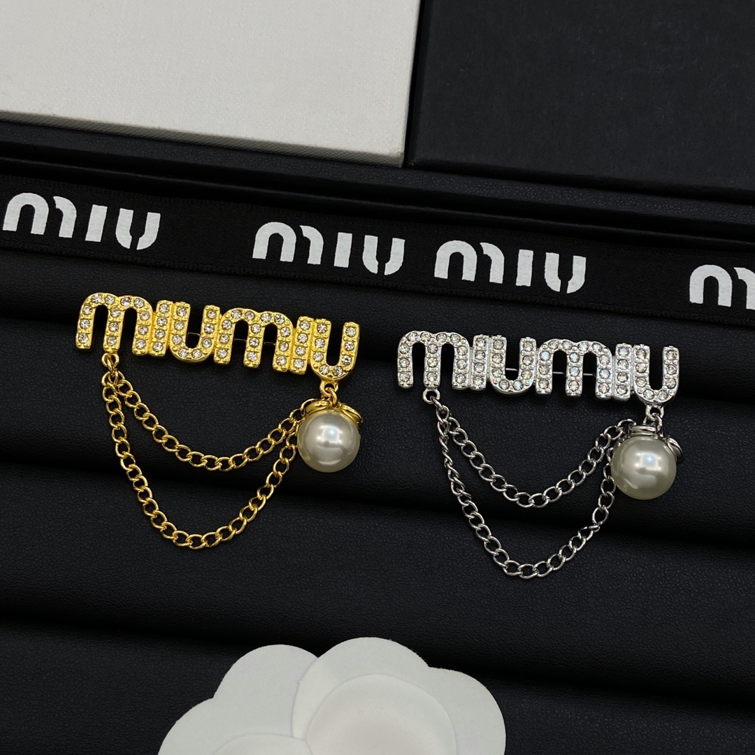 TOP Miu Miu  Brooch-2 Colors