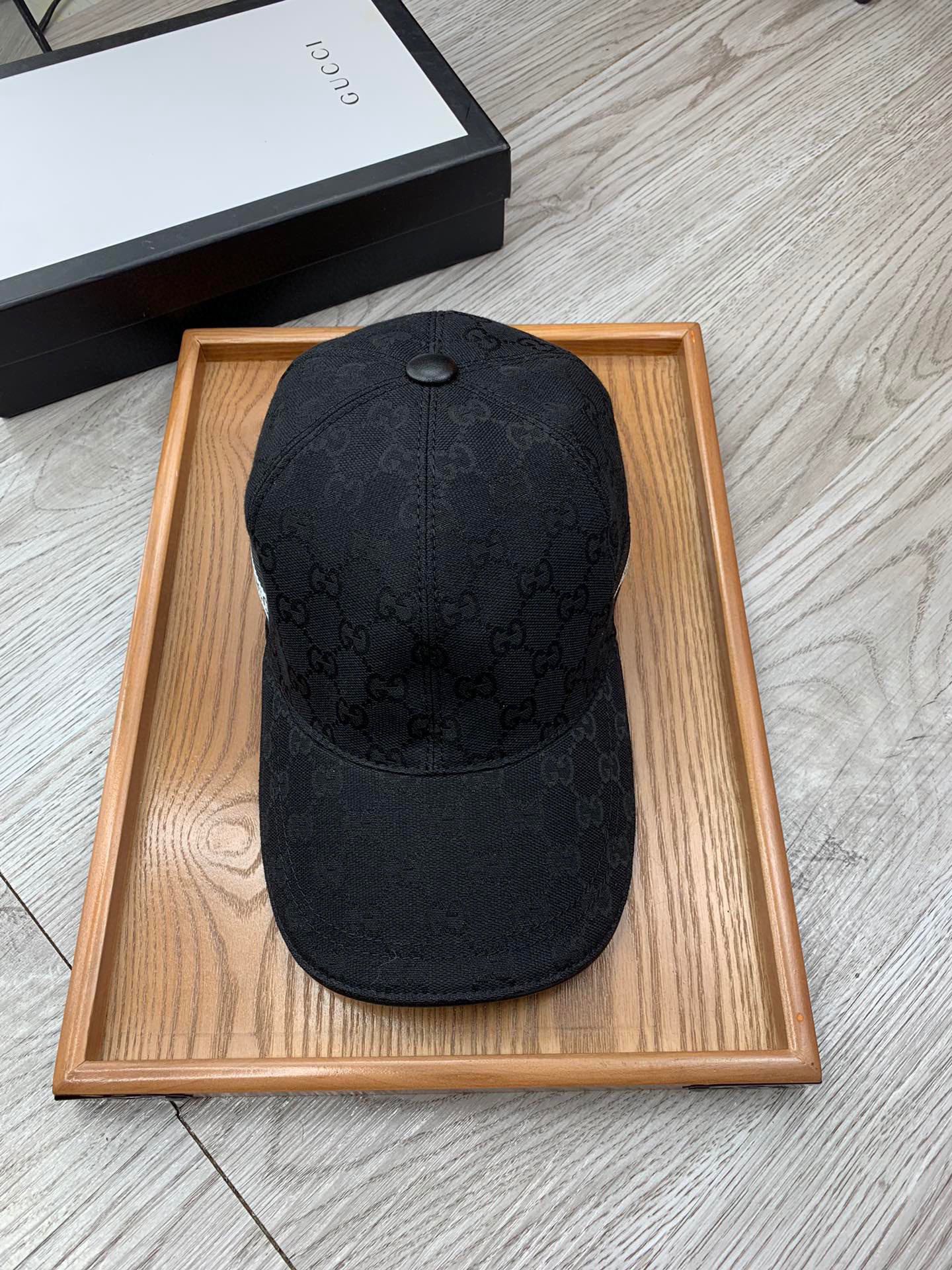 TOP GUCCI  Baseball Cap - Brown