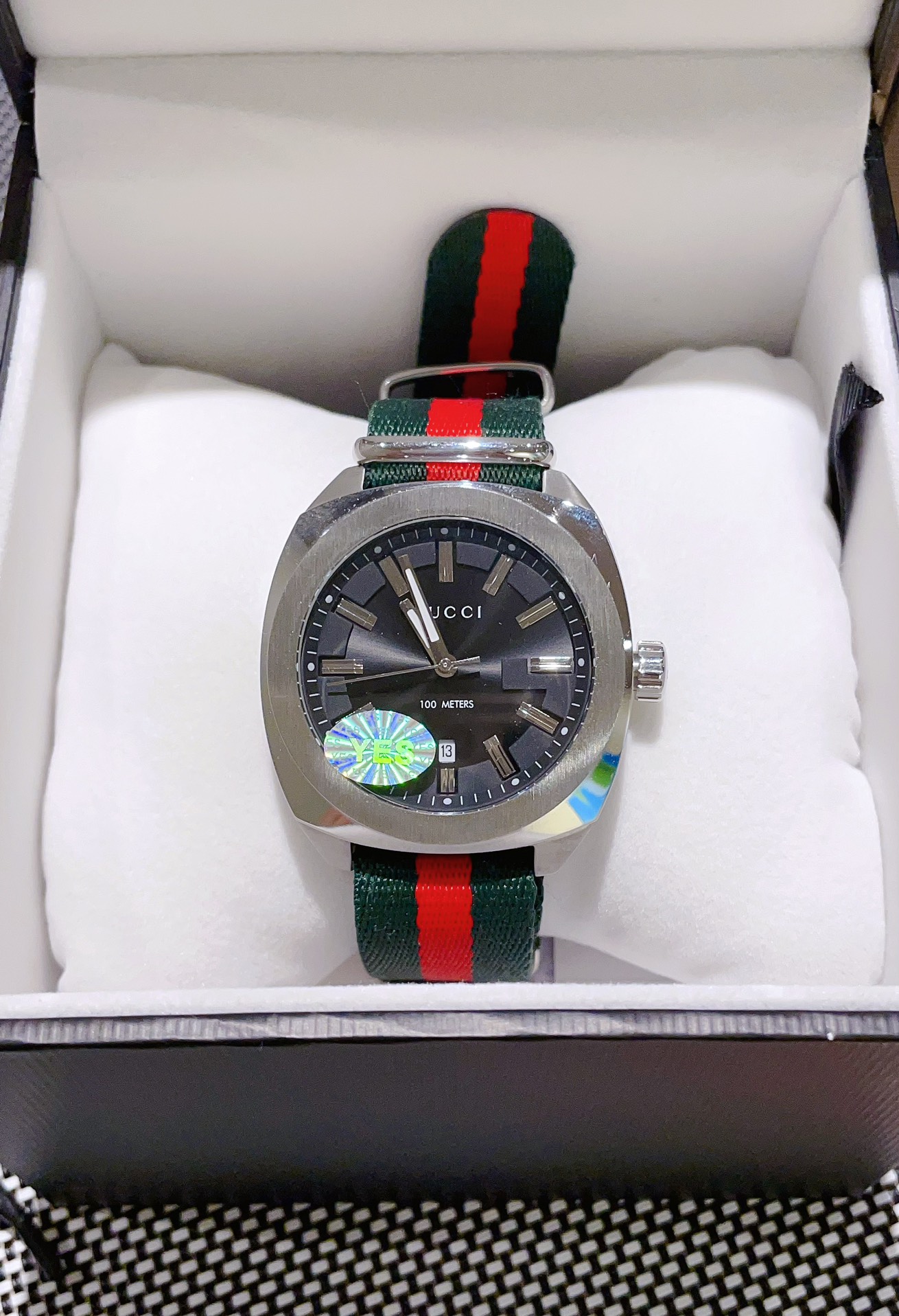 TOP GUCCI Dive Series Classic Double Pattern Red And Green Stripes Watches