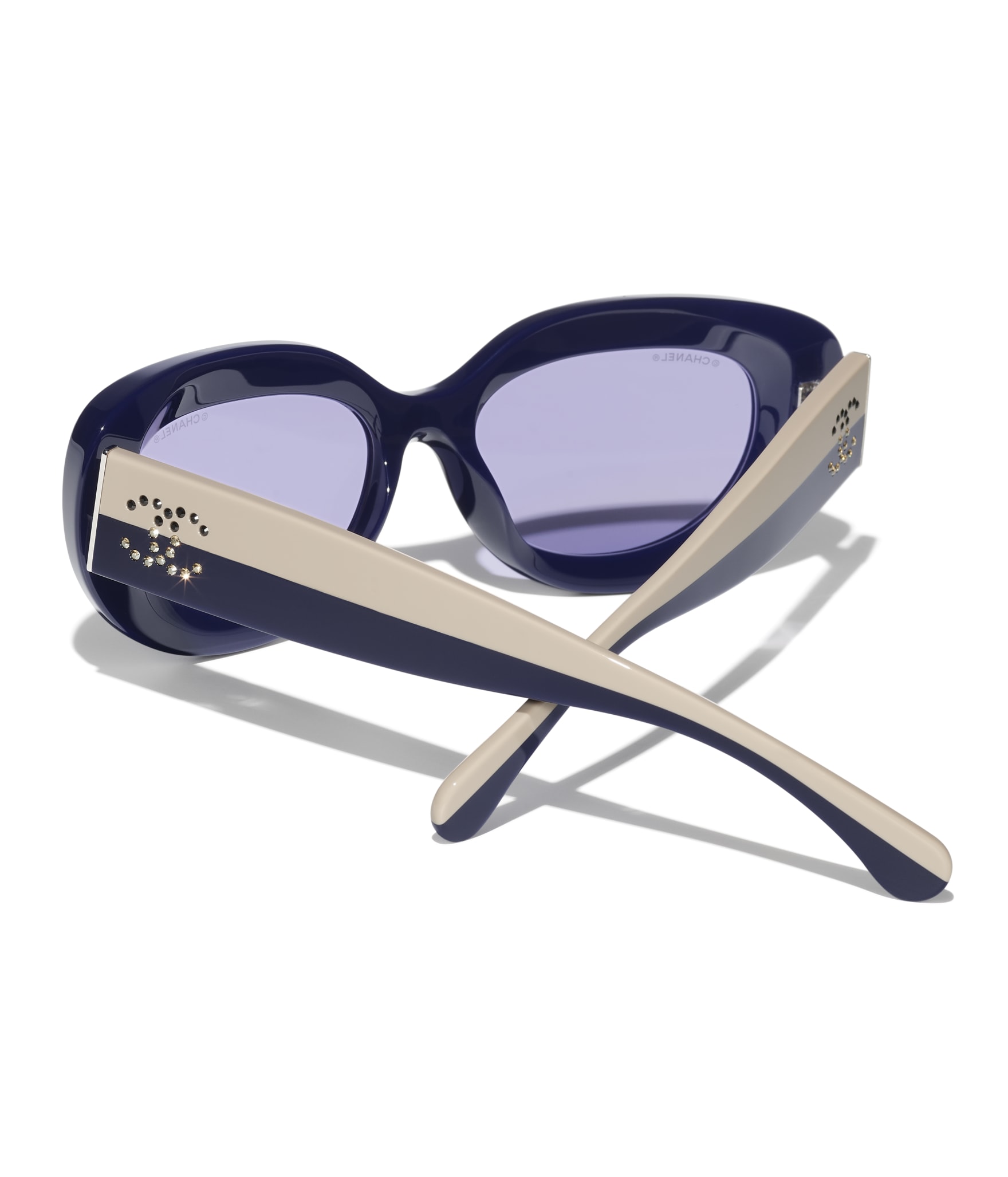 CHANEL Oval Sunglasses A71778X08101S