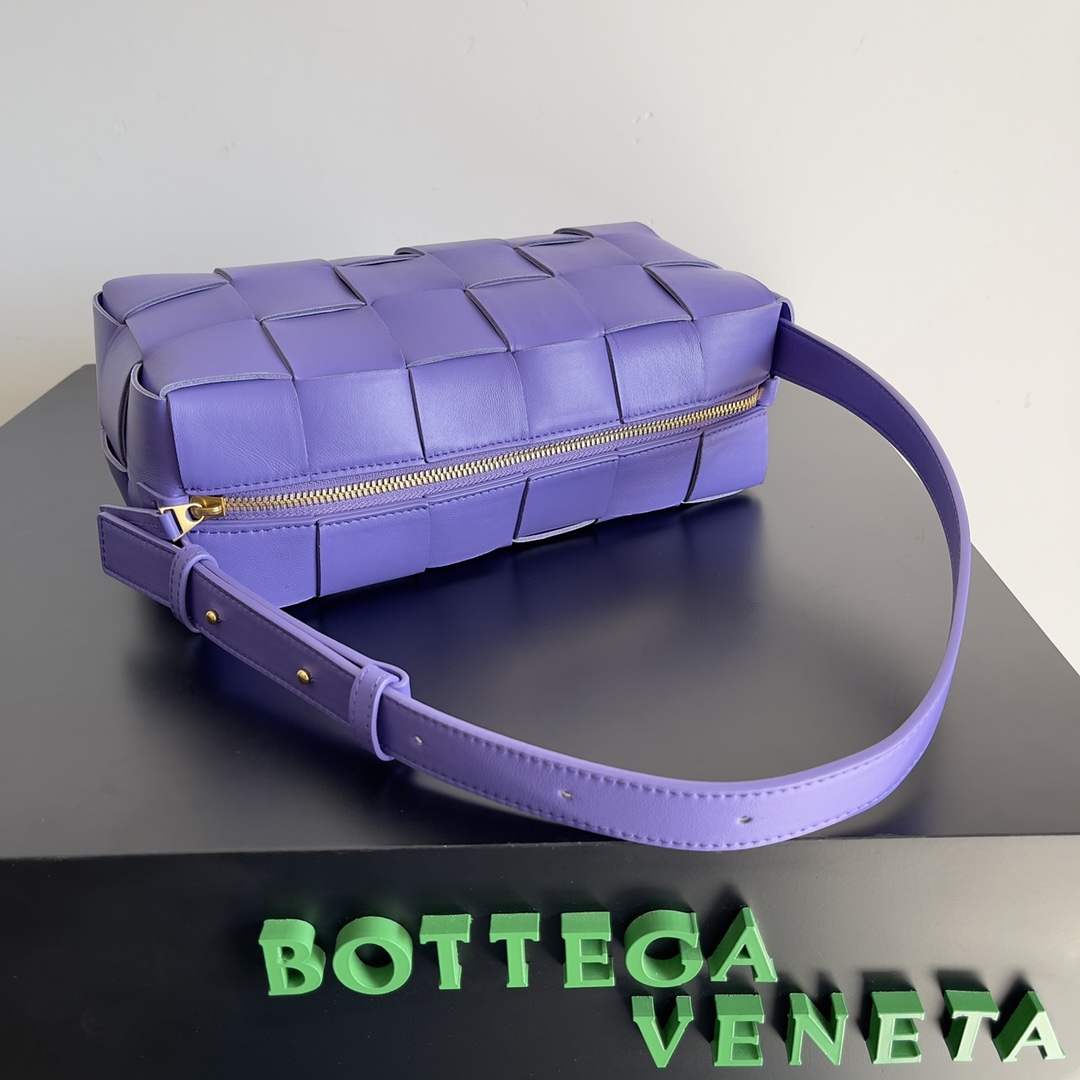 TOP Bottega Veneta BV Brick Cassette Bag 24x14x10cm - Purple