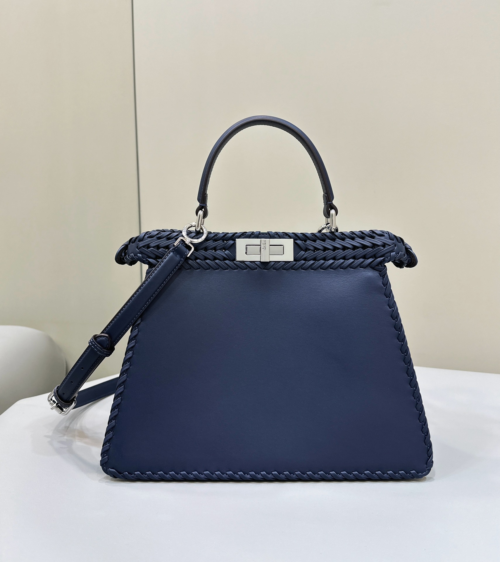 TOP FENDI Peekaboo ISeeU Handbag 33*12*25cm- Blue