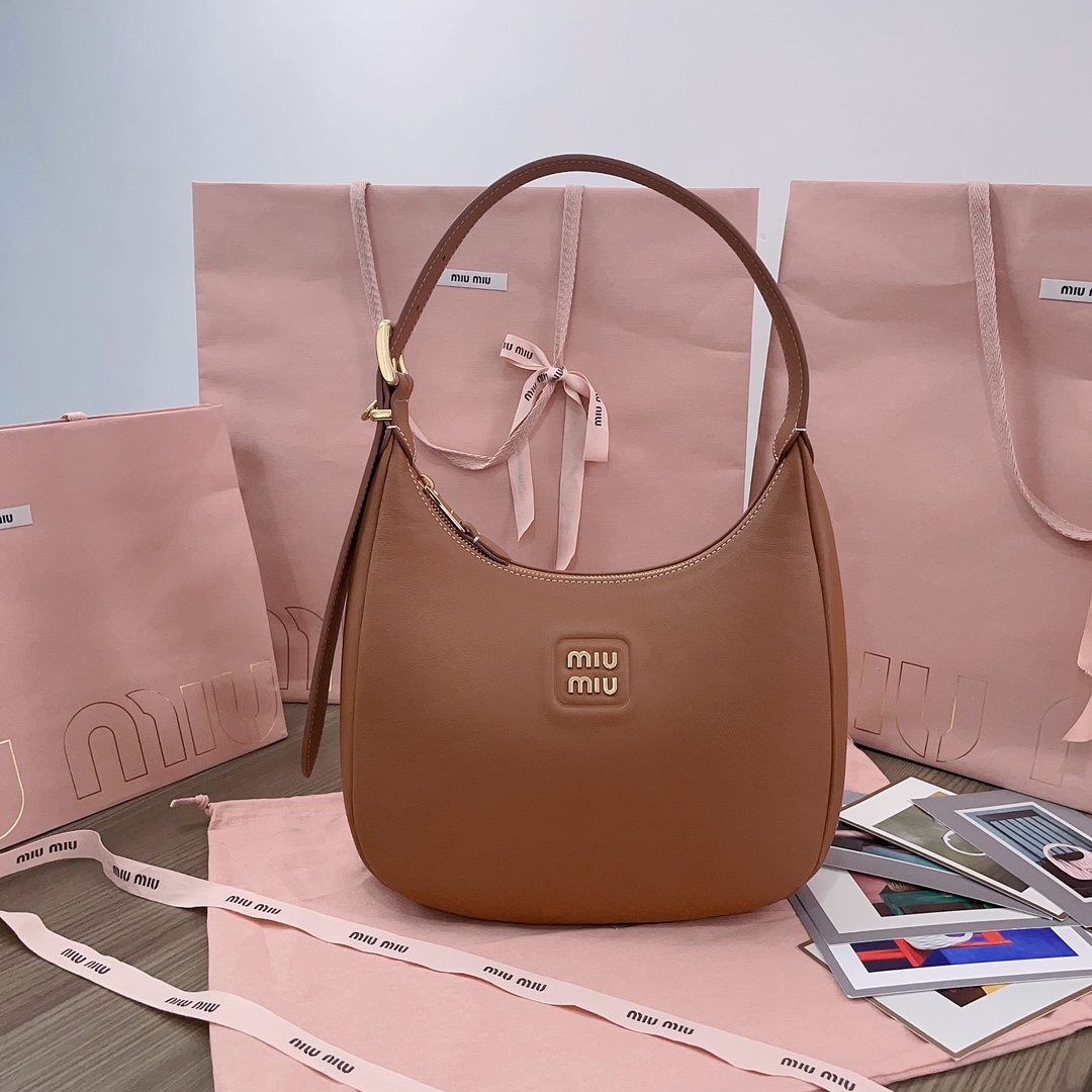 TOP Miu Miu Cowhide Hobo Bag 27X20X8Cm - 2 Colors