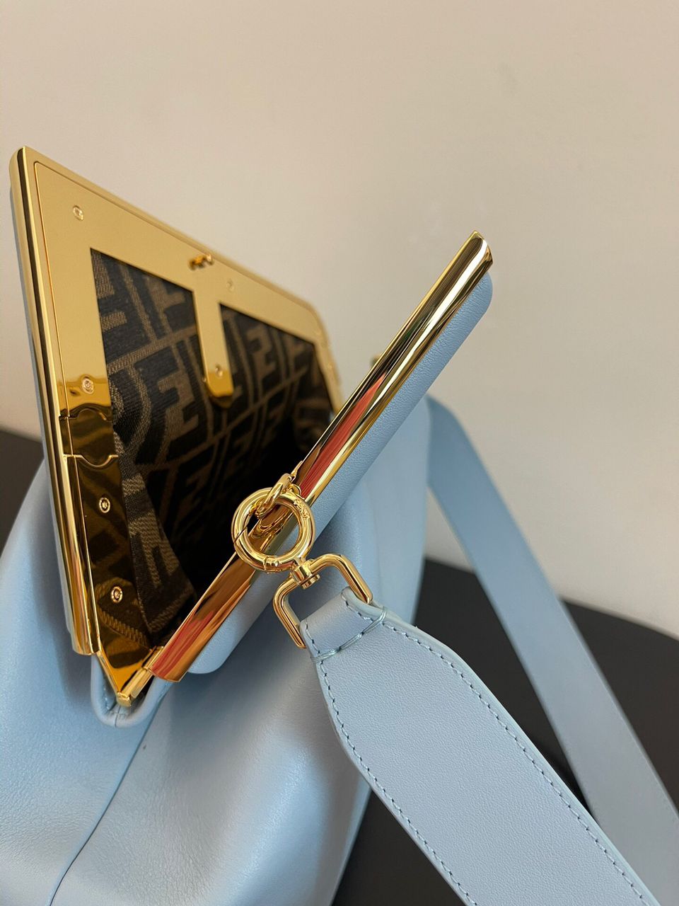 TOP FENDI FENDI First Medium Bag - Blue