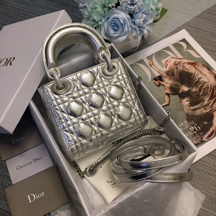 TOP Christian Dior Lady Dior Bag with Dior Lucky Badges 20*17*9cm/17*7*15cm - Sliver