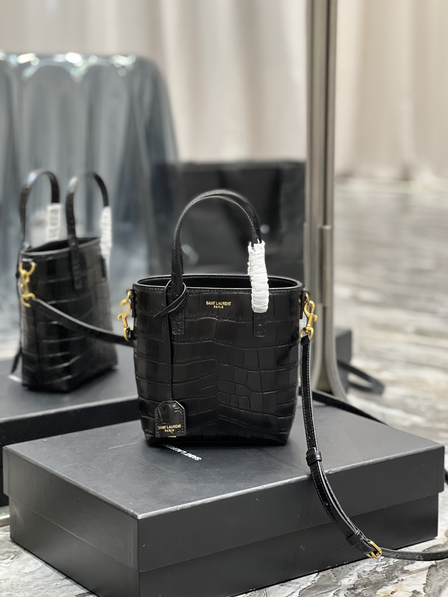 TOP Yves Saint Laurent YSL Crocodile Pattern Shopping Tote Bag - 18x17x8cm - Black