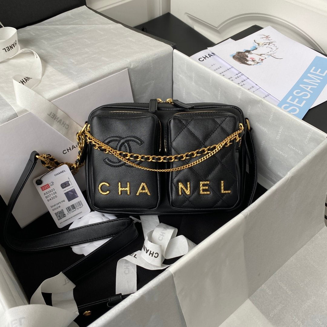 TOP CHANEL Calfskin Quilted Small Camera Case - Black