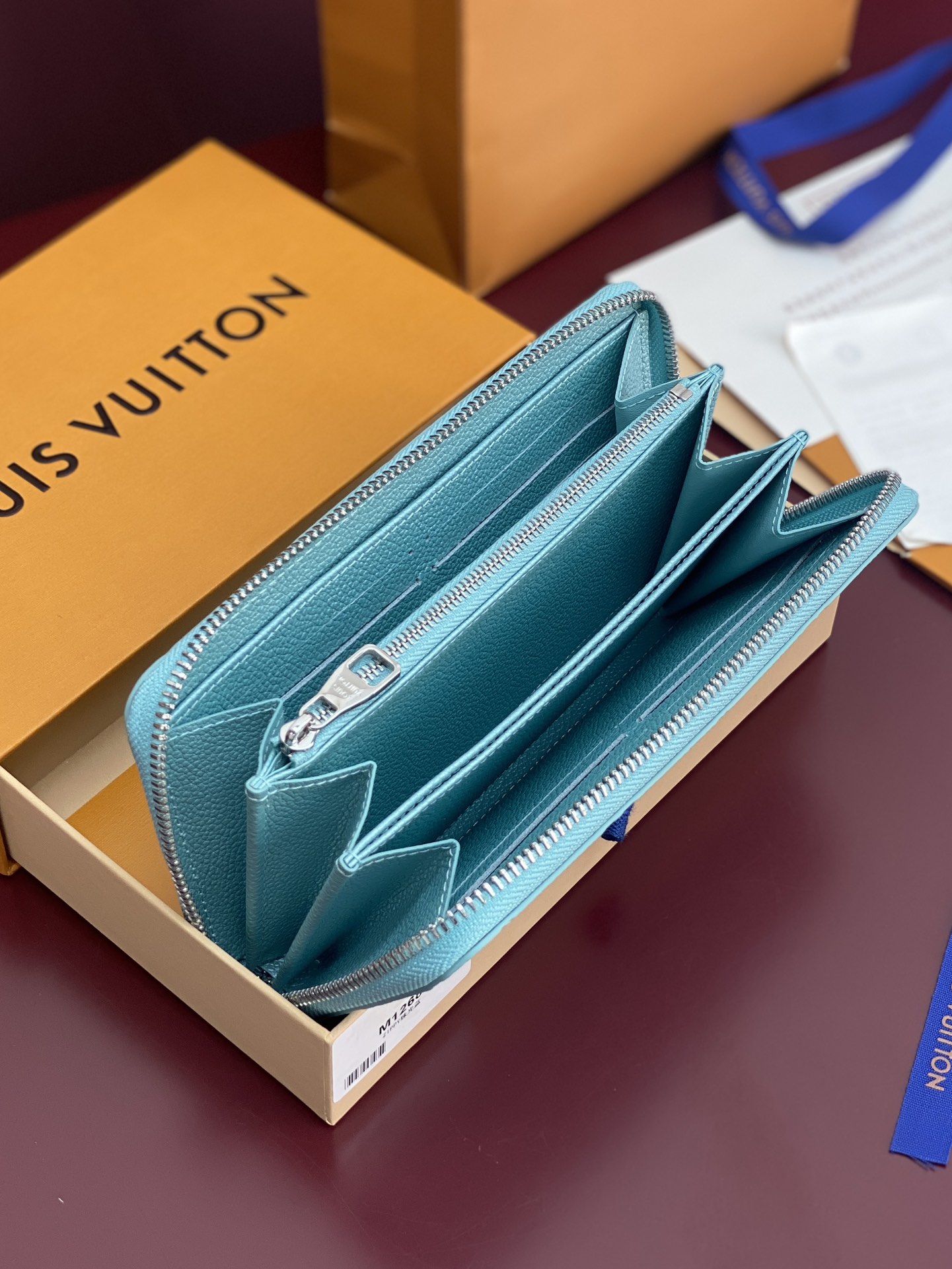 TOP Louis Vuitton LV Zip Wallet 19.5x10.5x2.5cm - Pearlescent Blue