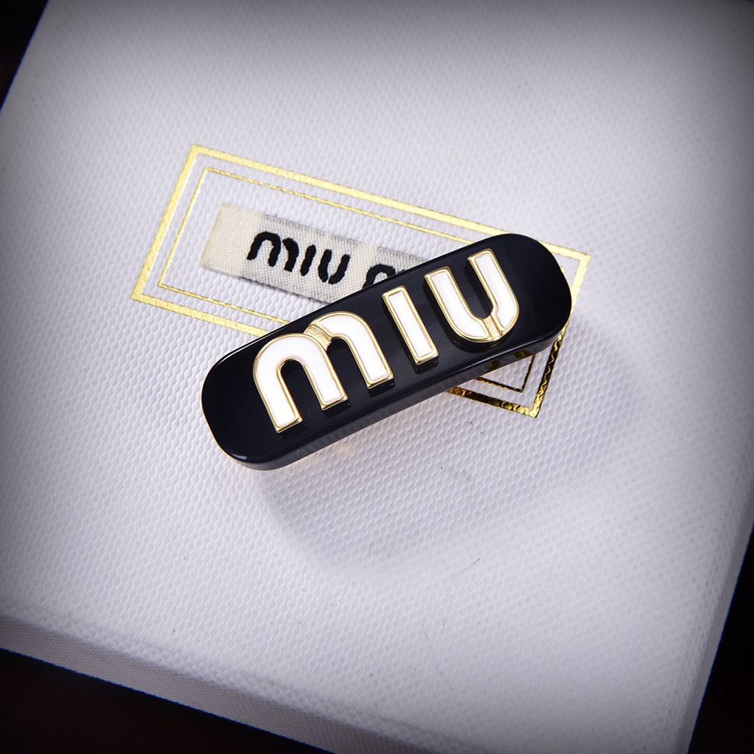 TOP Miu Miu LOGO Hairpin - Black