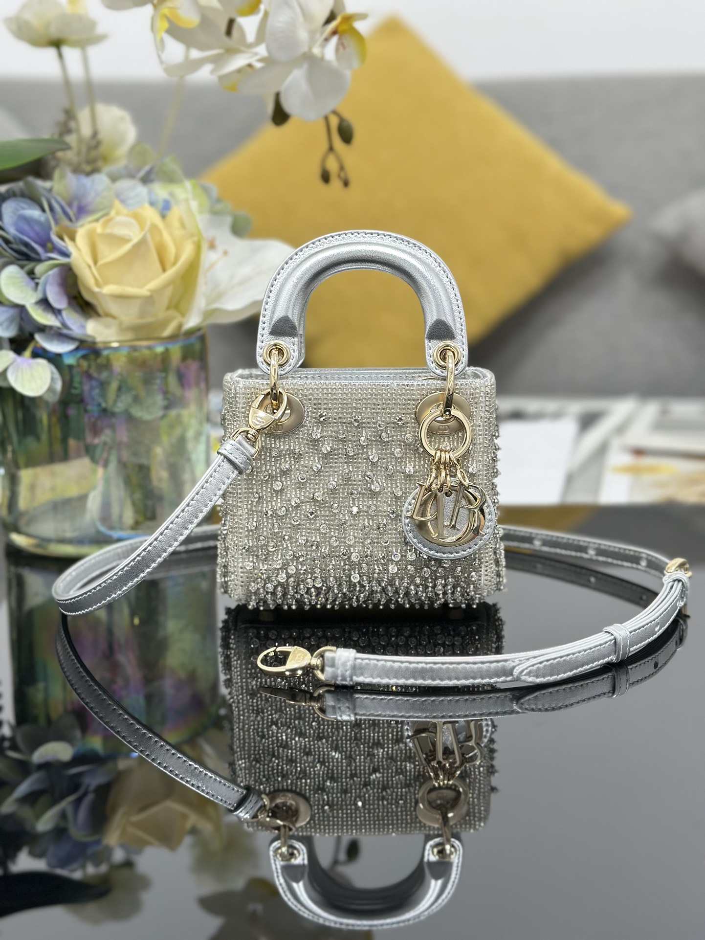 TOP Christian Dior Super Mini Embroidery Beads Lady Christian Dior Bags 12x10.2x5 cm- Silver