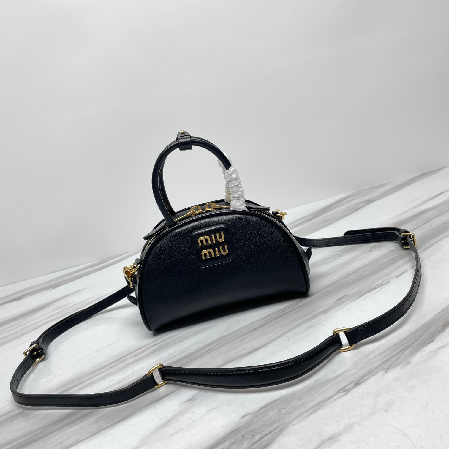 TOP Miu Miu Calfskin Handbag - 18X11.5X8CM/23X15X11CM