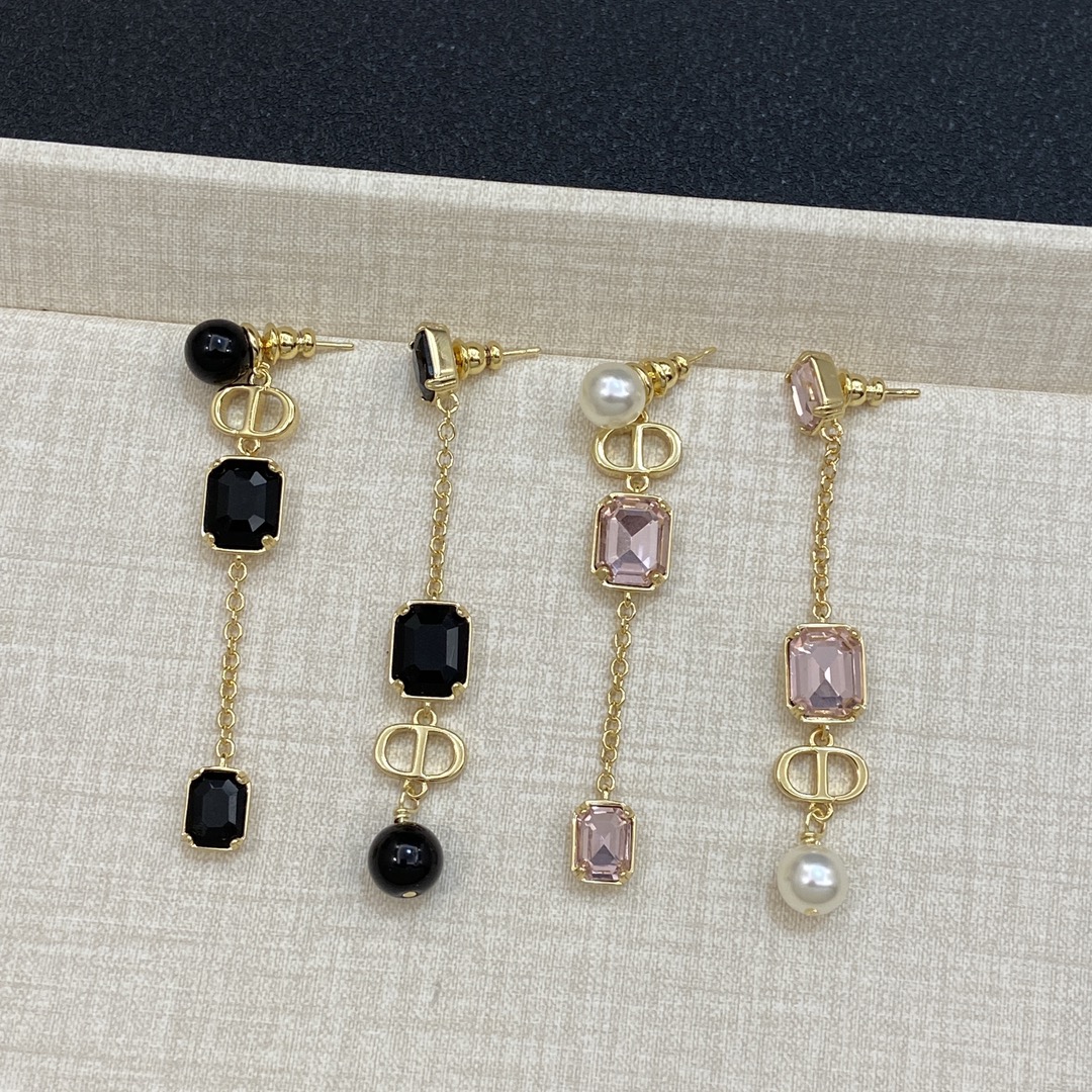 TOP Christian Dior Earrings - 2 Color