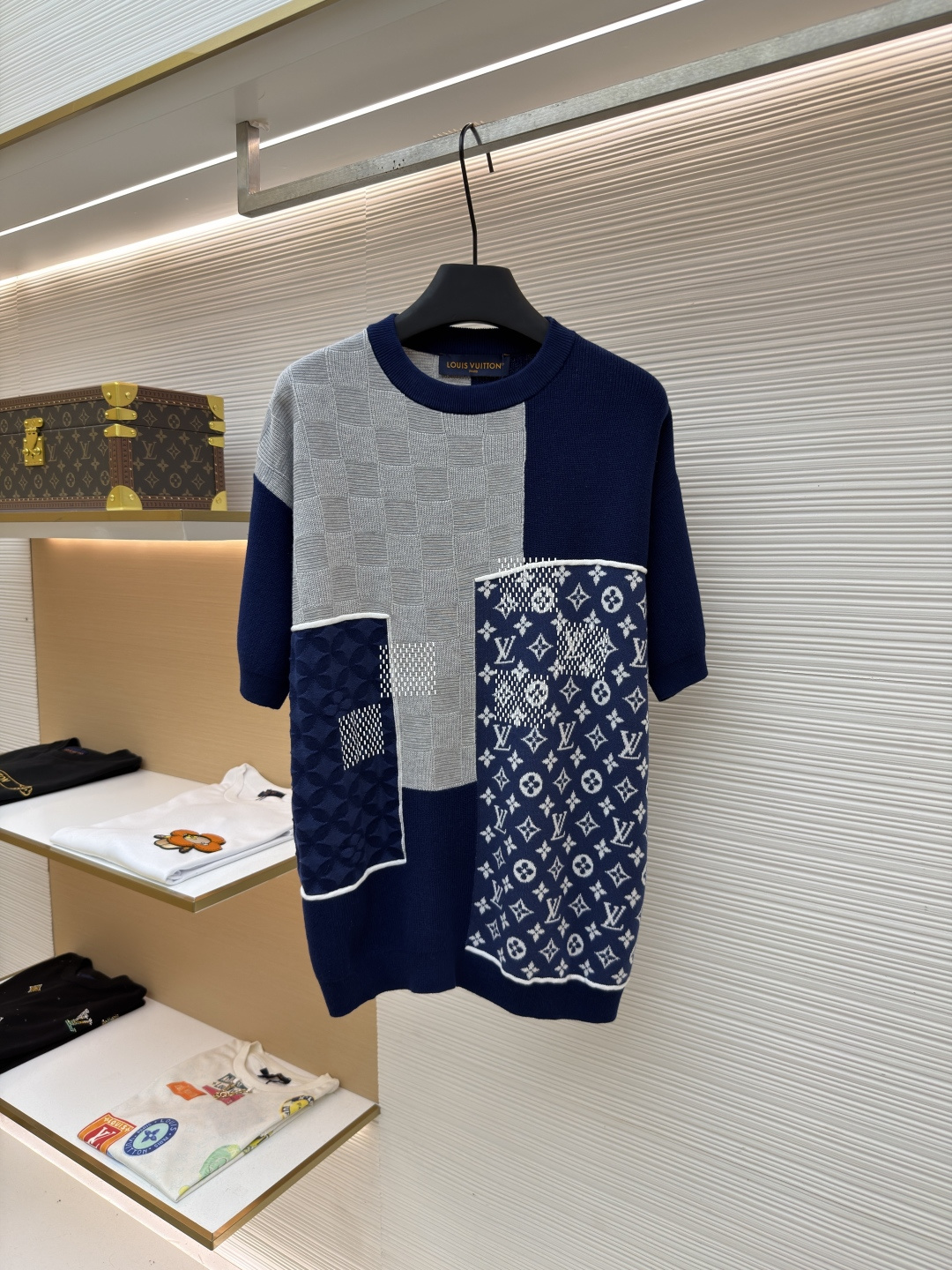 LOUIS VUITTON 嵌花字母拼色棋格提花针织短袖