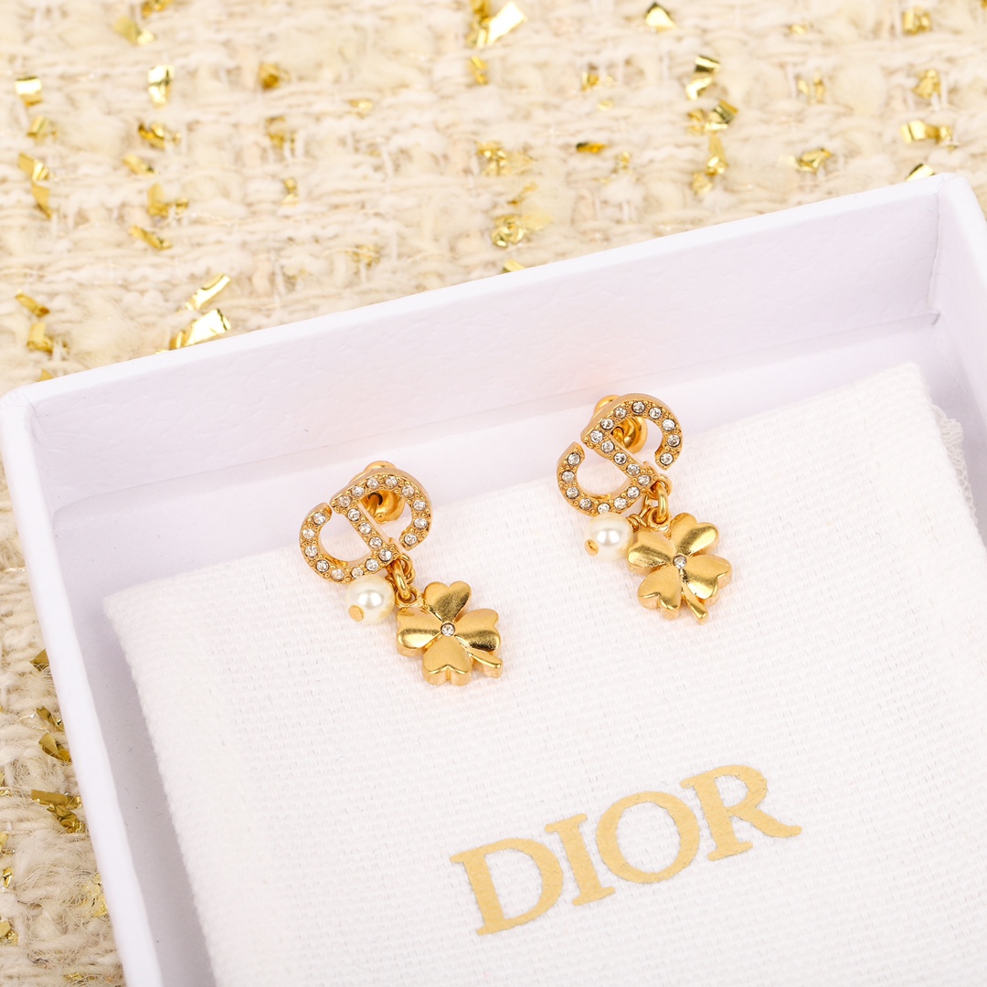 TOP Christian Dior Four-Leaf Clover Earrings - Gold