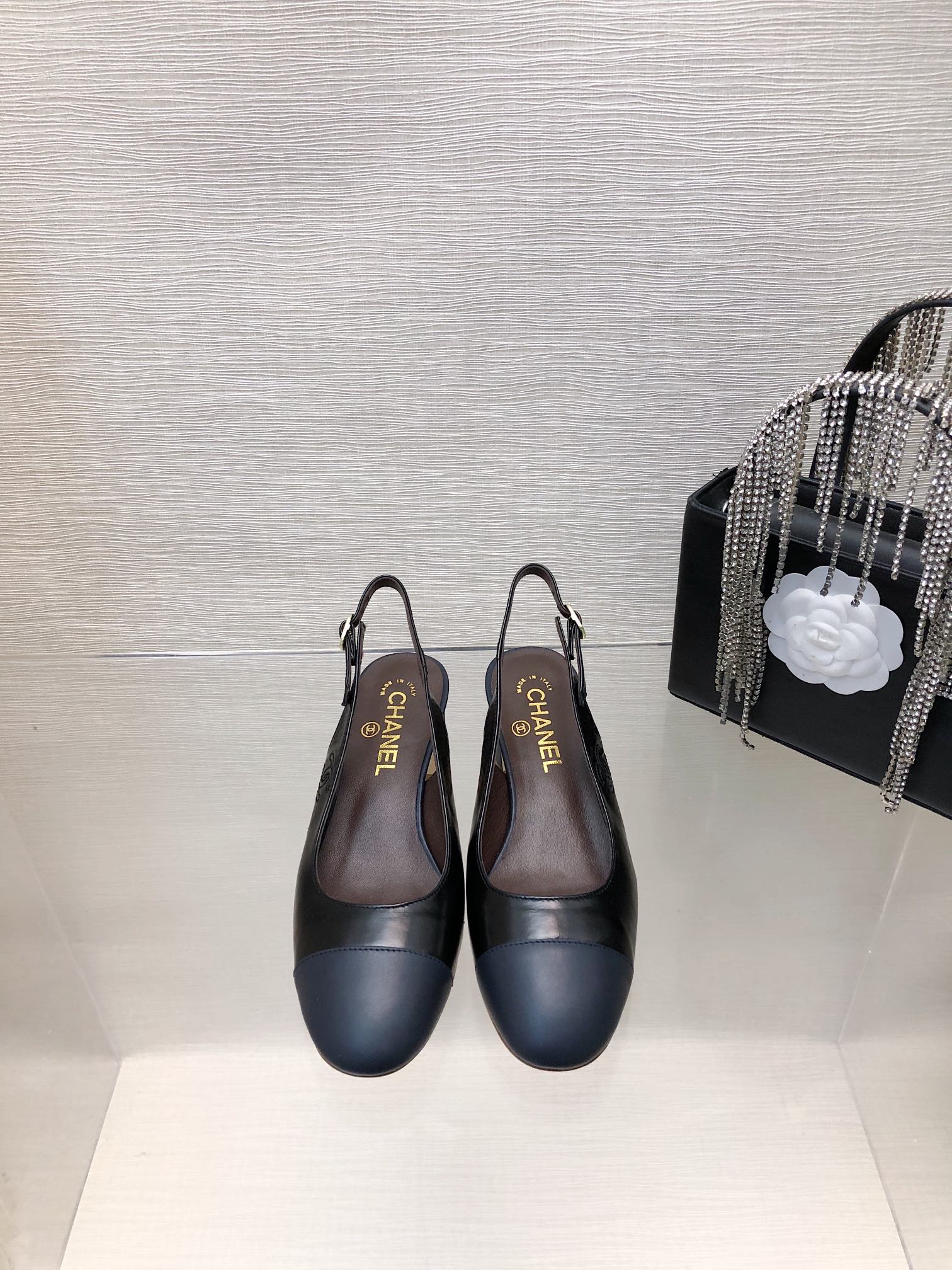 TOP CHANEL Leather Mules -5 Colors