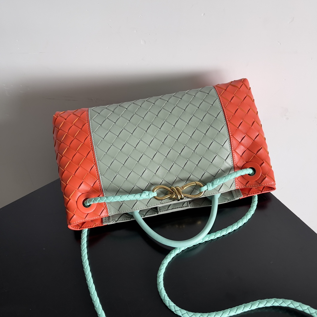 TOP Bottega Veneta BV Andiamo Bag 29x10x18cm - East-west Color Matching