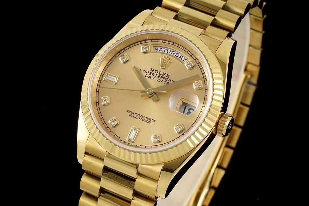 TOP ROLEX Rolex Watch 36mm - Gold