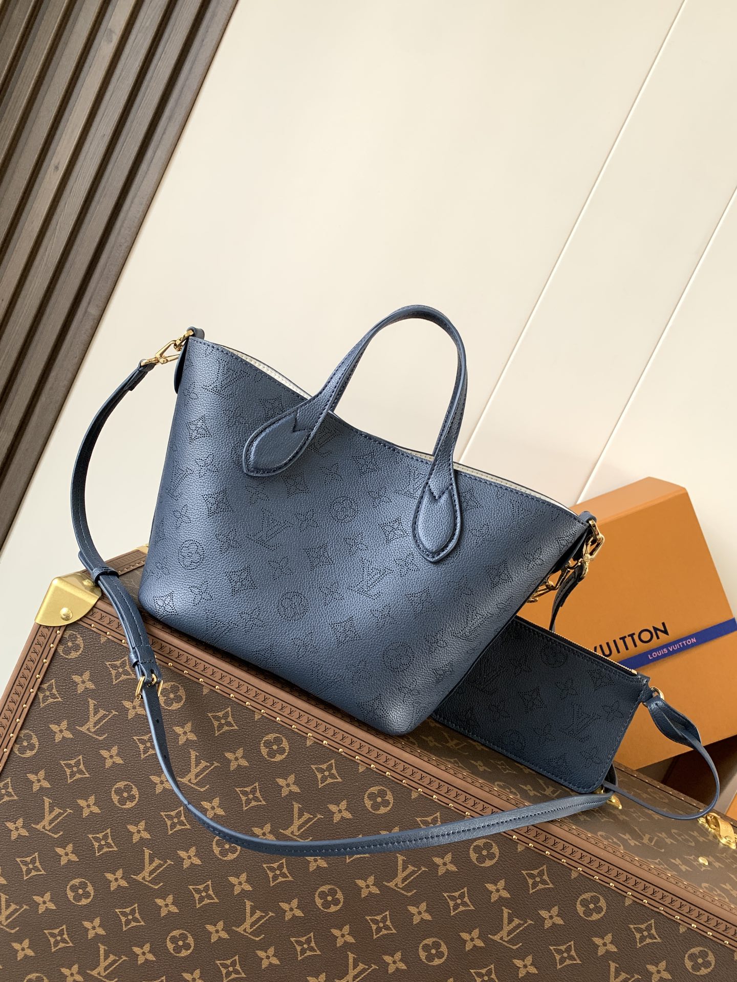 TOP Louis Vuitton LV Blossom Tote Bag 20*12.5*20cm - Dark Blue