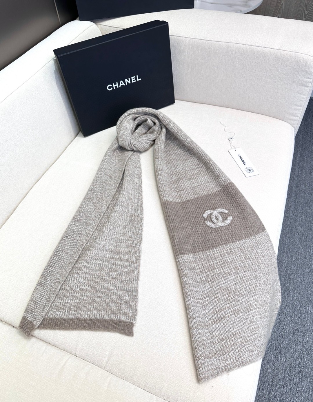 TOP CHANEL Cashmere Scarf 35*180cm - Khaki