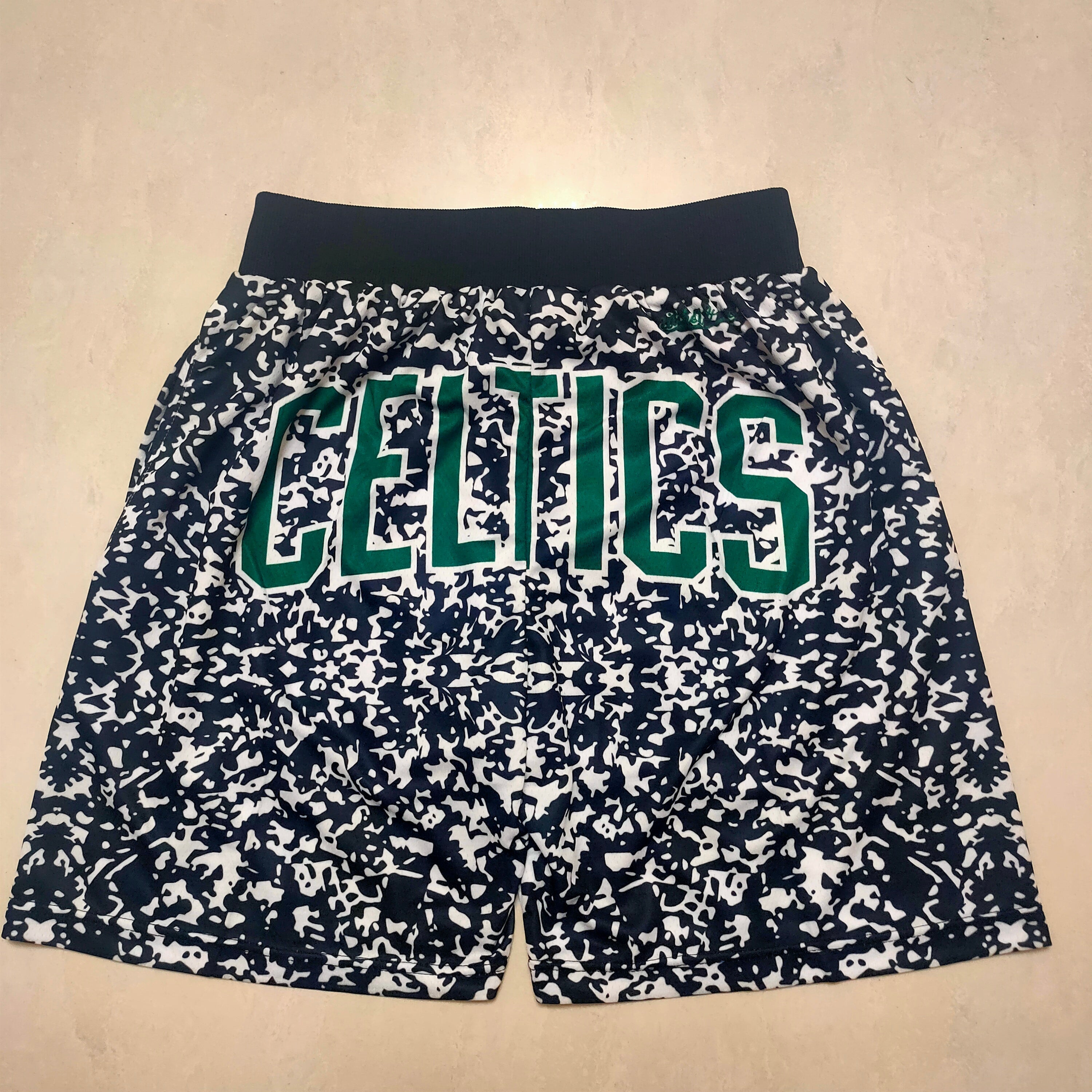 Boston Celtics MitchellNessMN large logo sweatpants