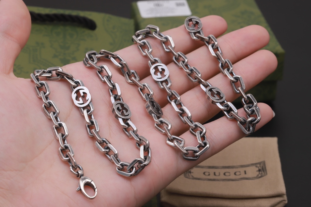 TOP GUCCI GG Necklace