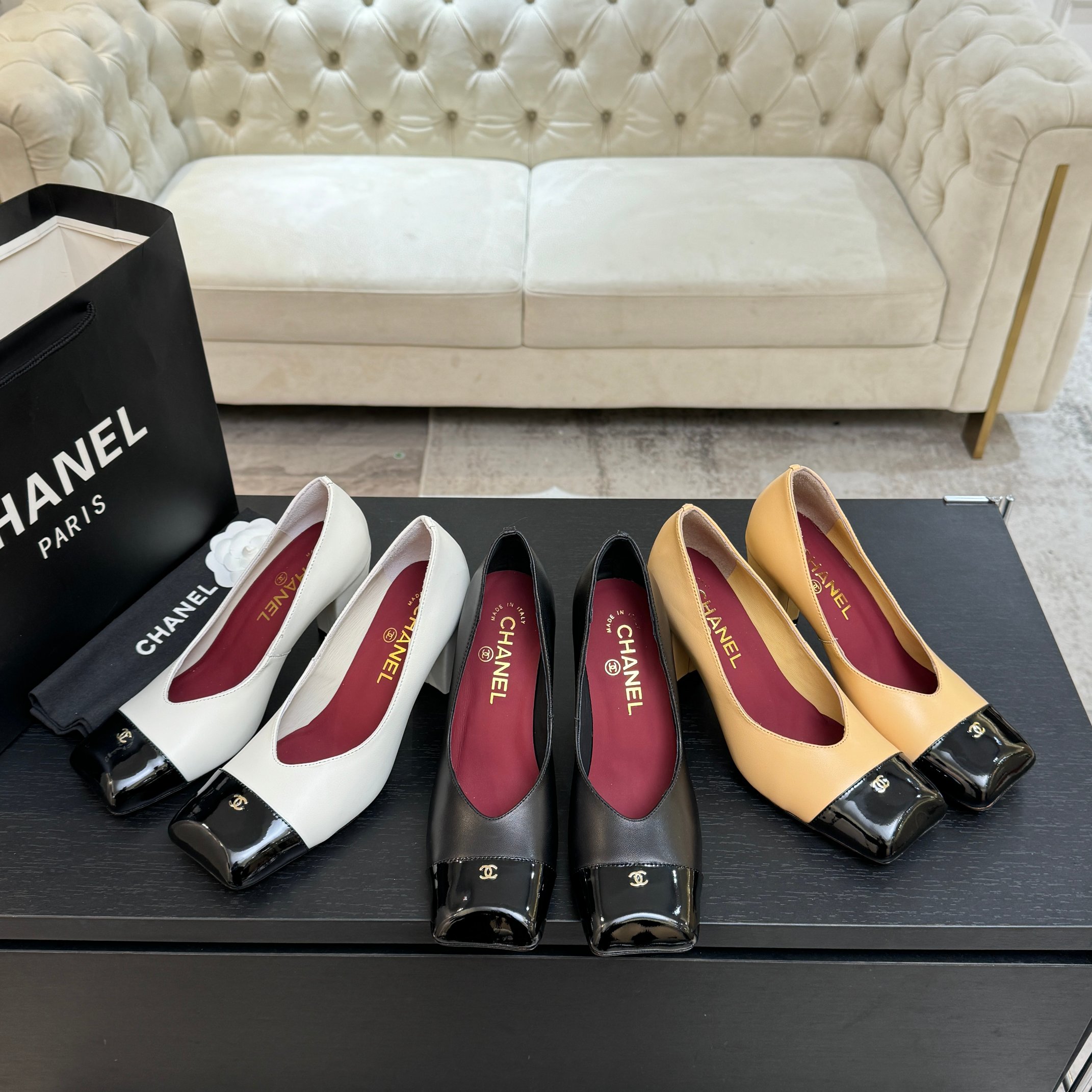 TOP CHANEL CC Pumps - 3 Color