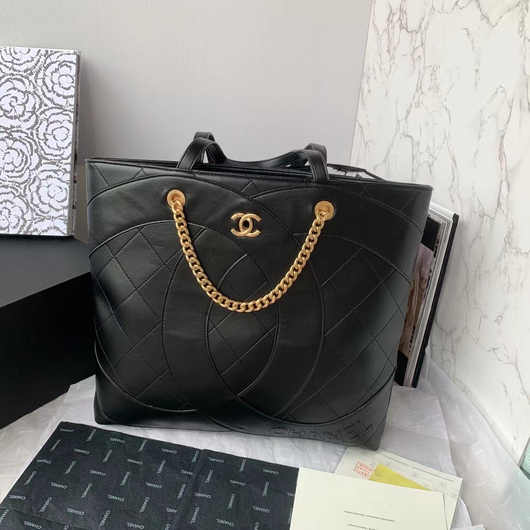 TOP CHANEL 23P Shopping Bag 37*36*6cm - Black