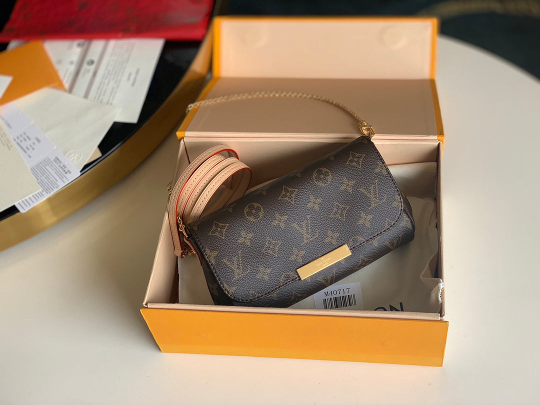 TOP Louis Vuitton LV Favorite Monogram PM 21x12.5x4.5cm-Brown