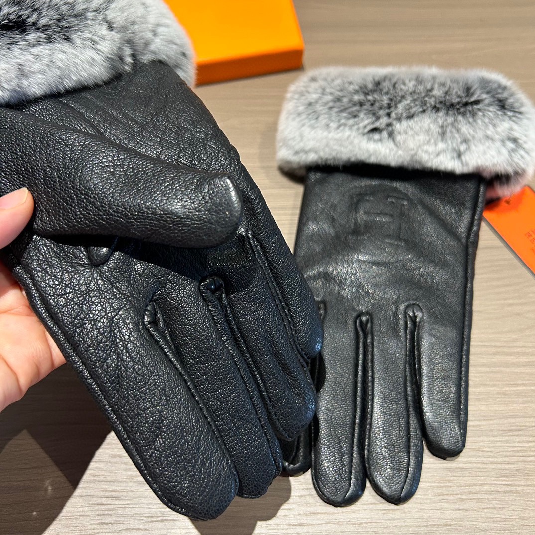 TOP HERMES  Gloves with Fur - Black