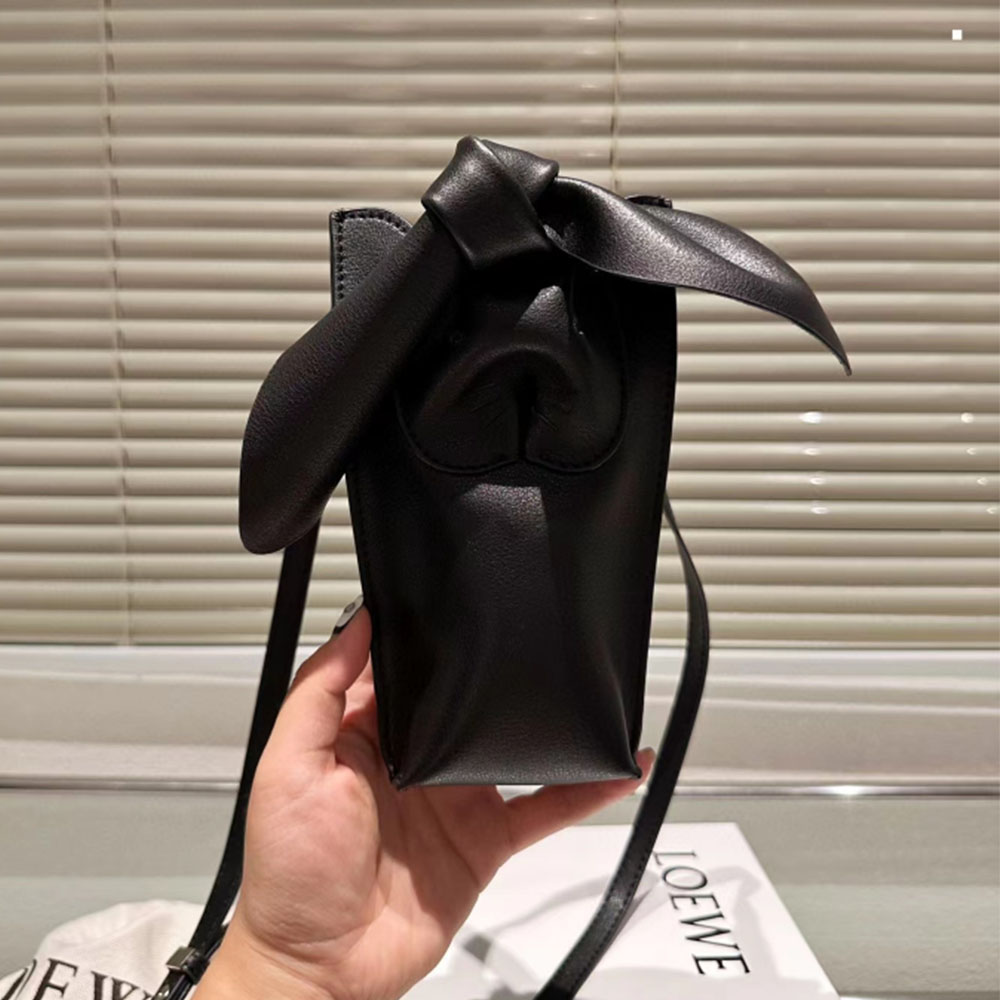 Loewe Rabbit Shaped Shoulder Bag(Replica)