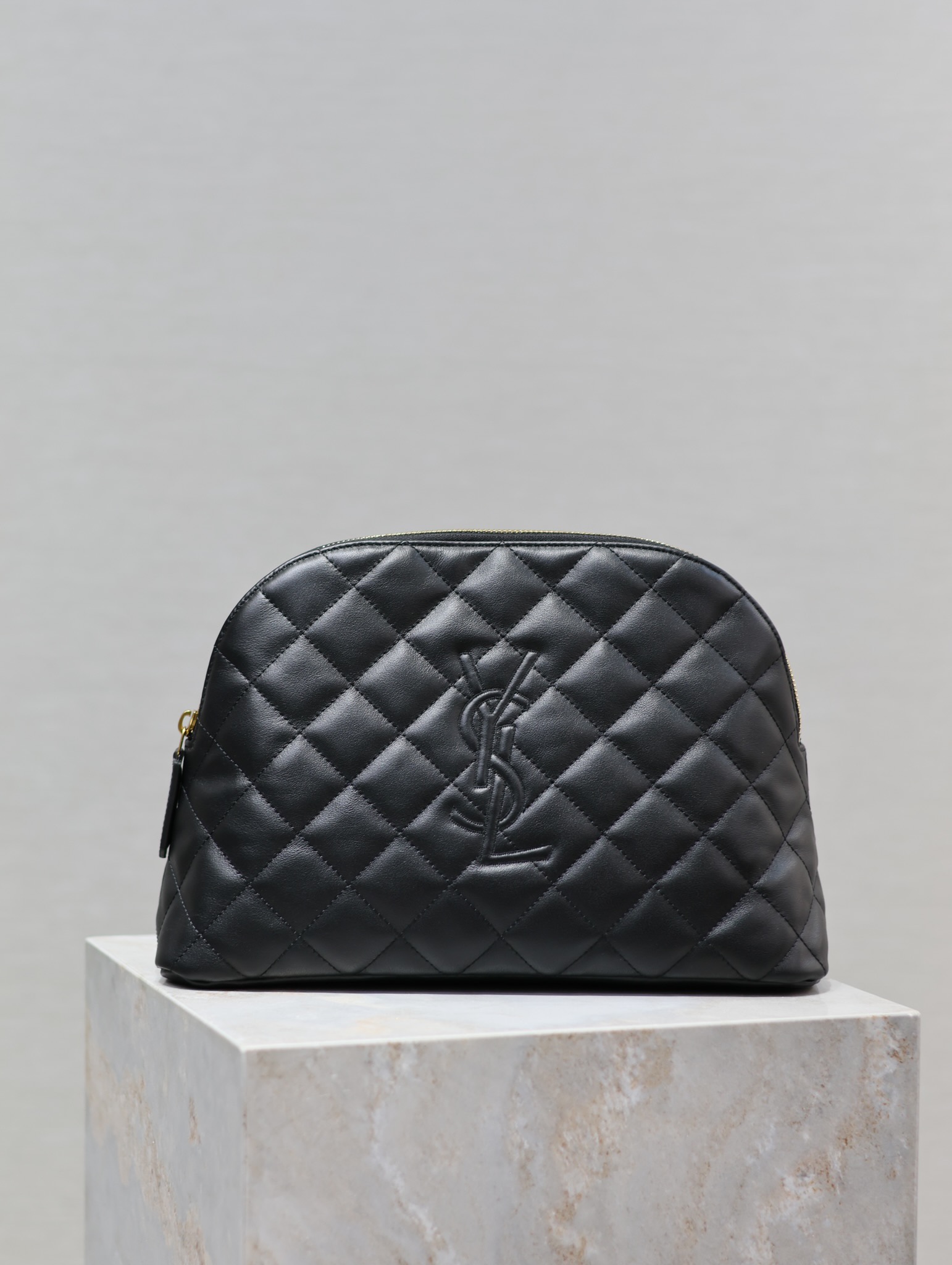 TOP Yves Saint Laurent YSL Le Cassandre Cosmetic Bag 30×20×11cm - Black