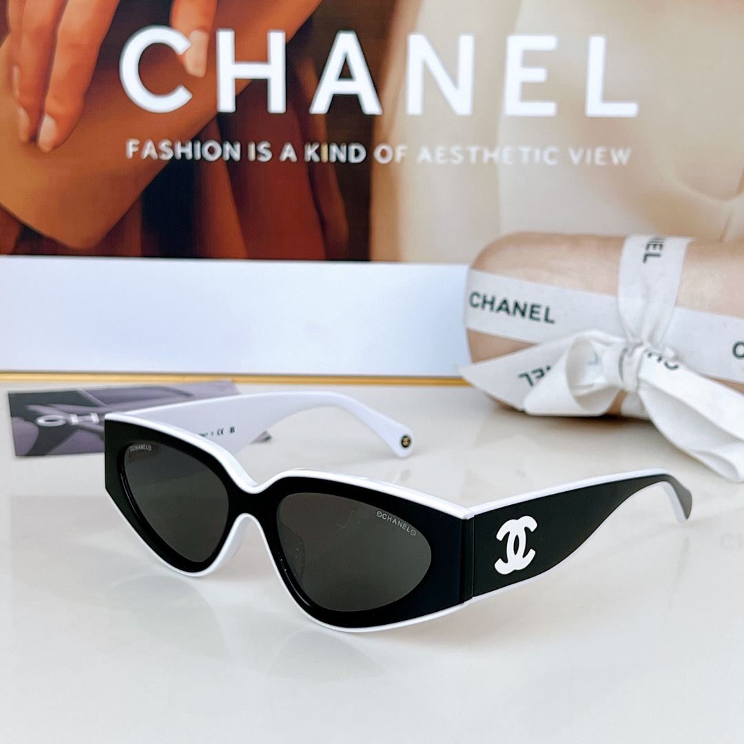 TOP CHANEL Sunglasses - 4 Colors