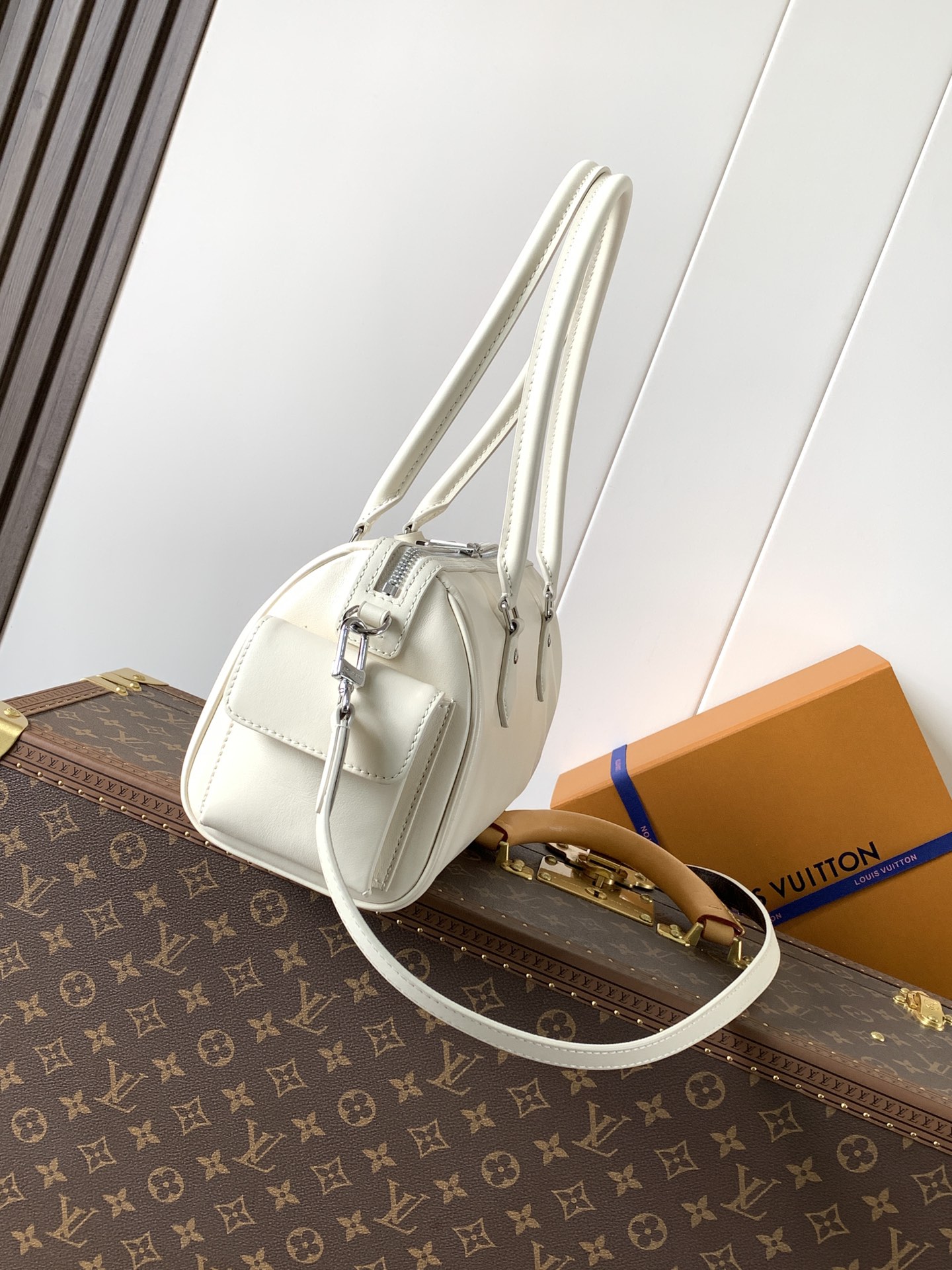 TOP Louis Vuitton LV Vibe Speedy Cargo Bag 28x12x17cm - Beige