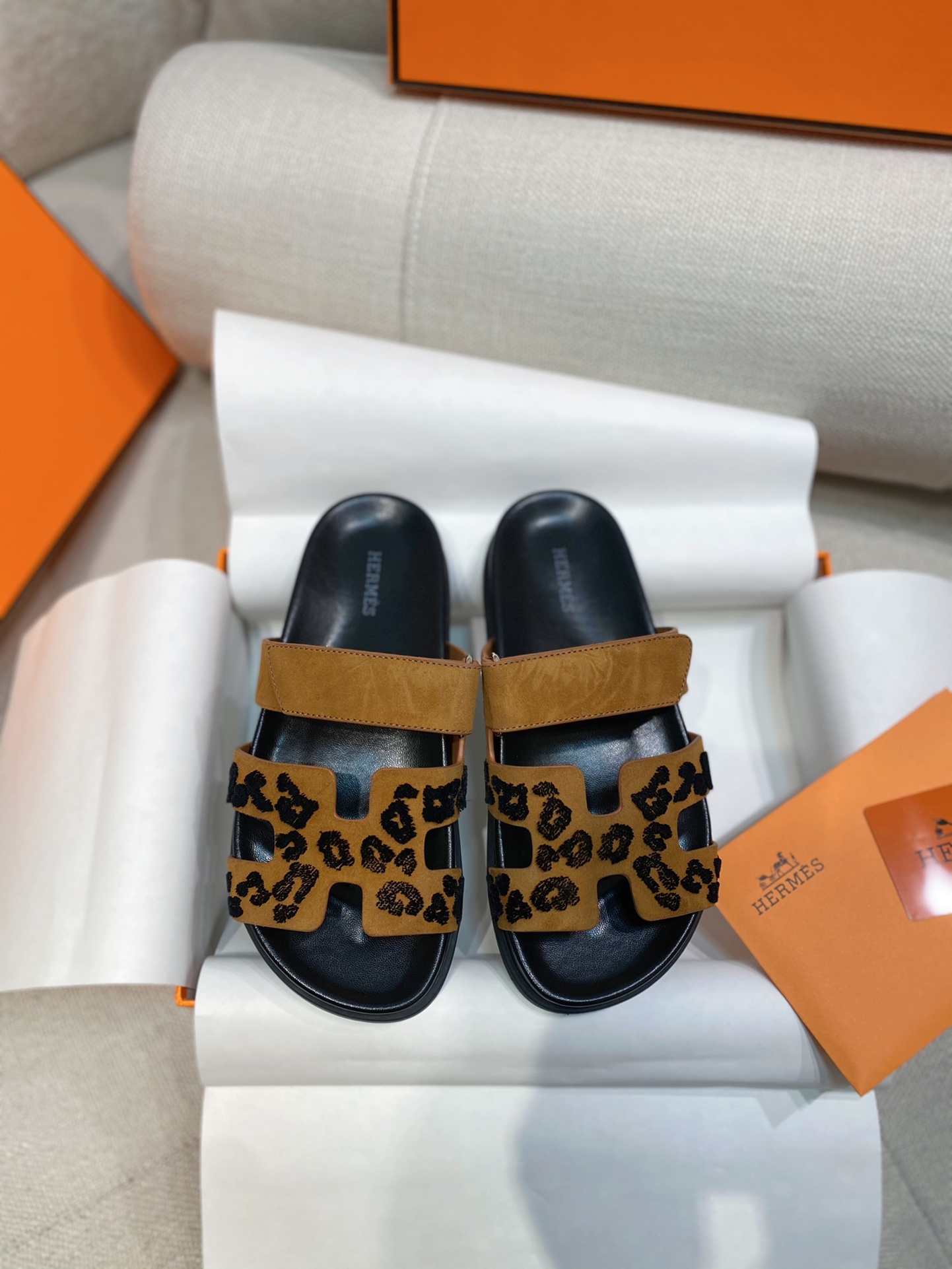 TOP HERMES Flat Sandal - 2 Colour