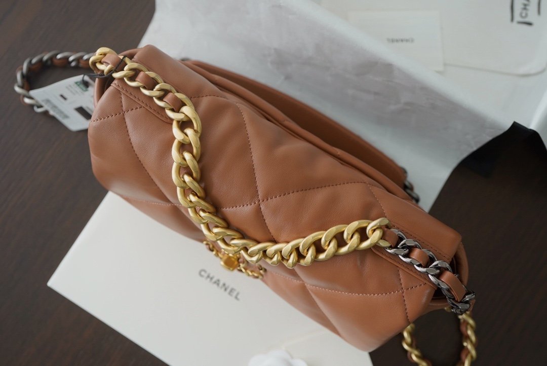 TOP CHANEL 19 Bag Small Lambskin 26cm - Caramel
