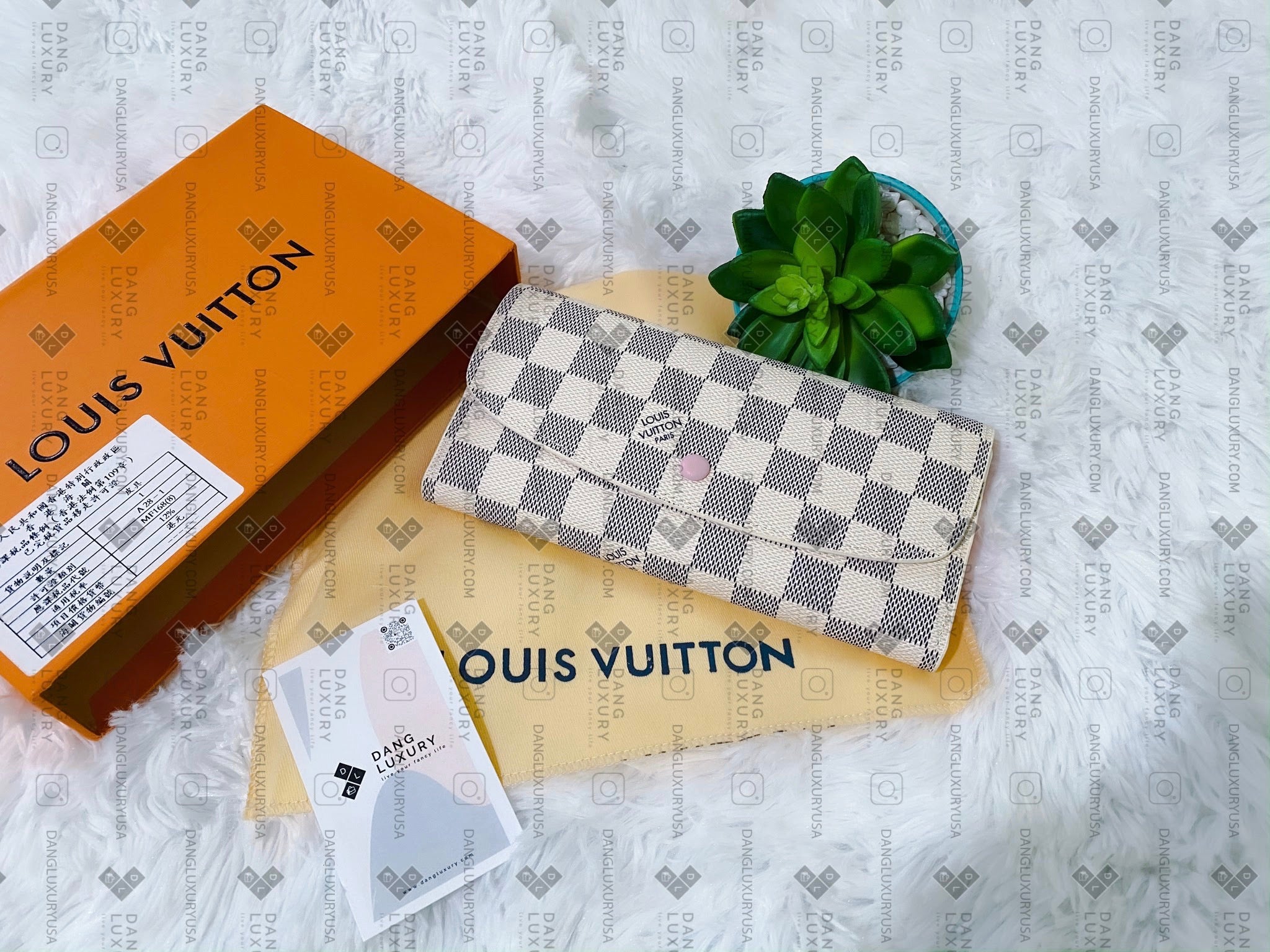 TOP Louis Vuitton LV Emilie Wallet Damier Azur