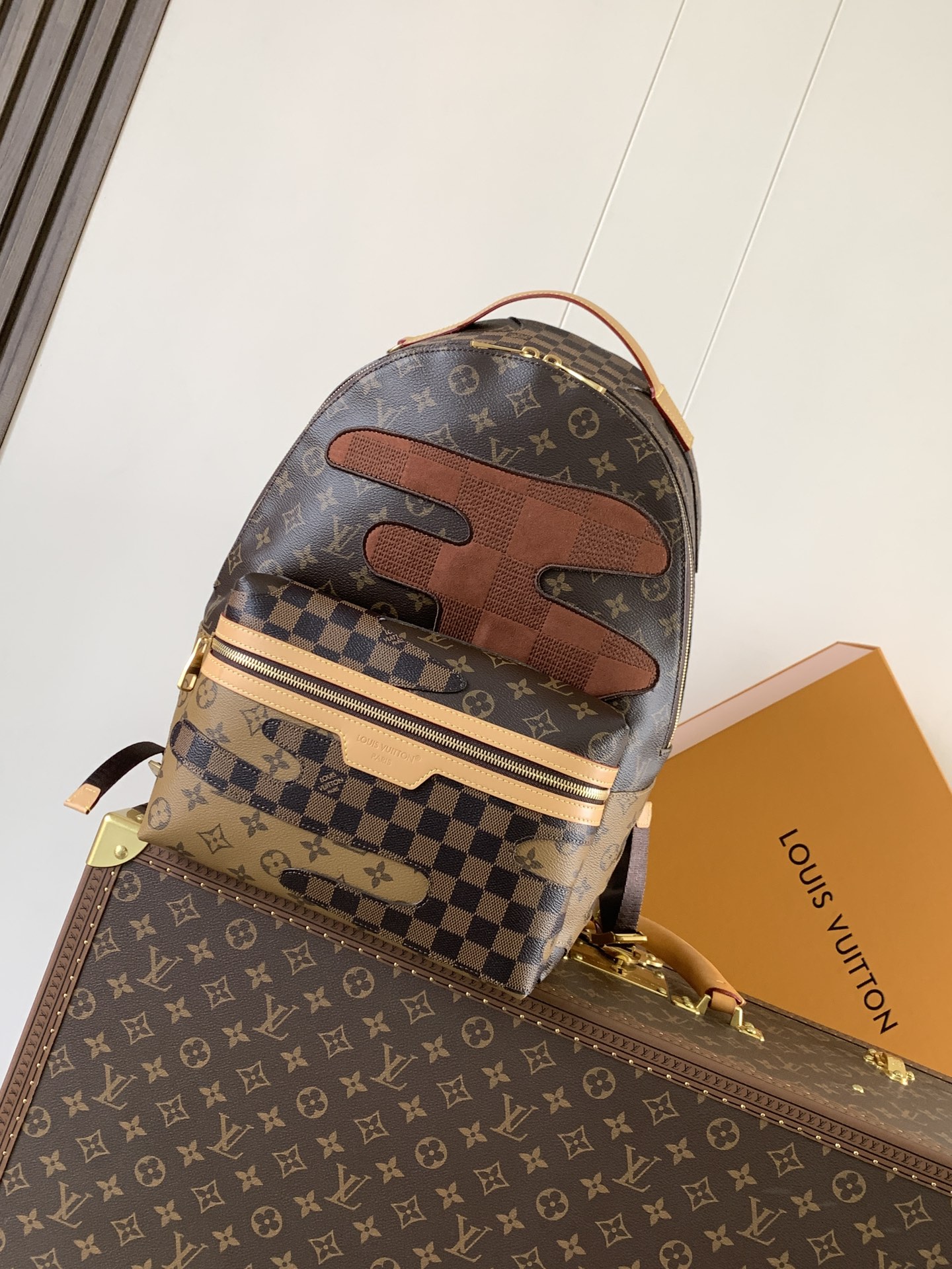 TOP Louis Vuitton LV Discovery Backpack Monogram Landscape 38x29x20cm - Brown