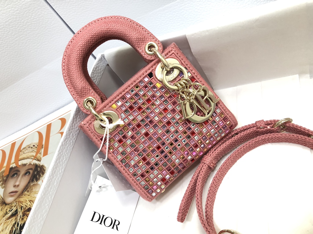 TOP Christian Dior Lady Dior Bag Mini Embroidery Pink Color Diamond 12x10.2x5cm -Pink