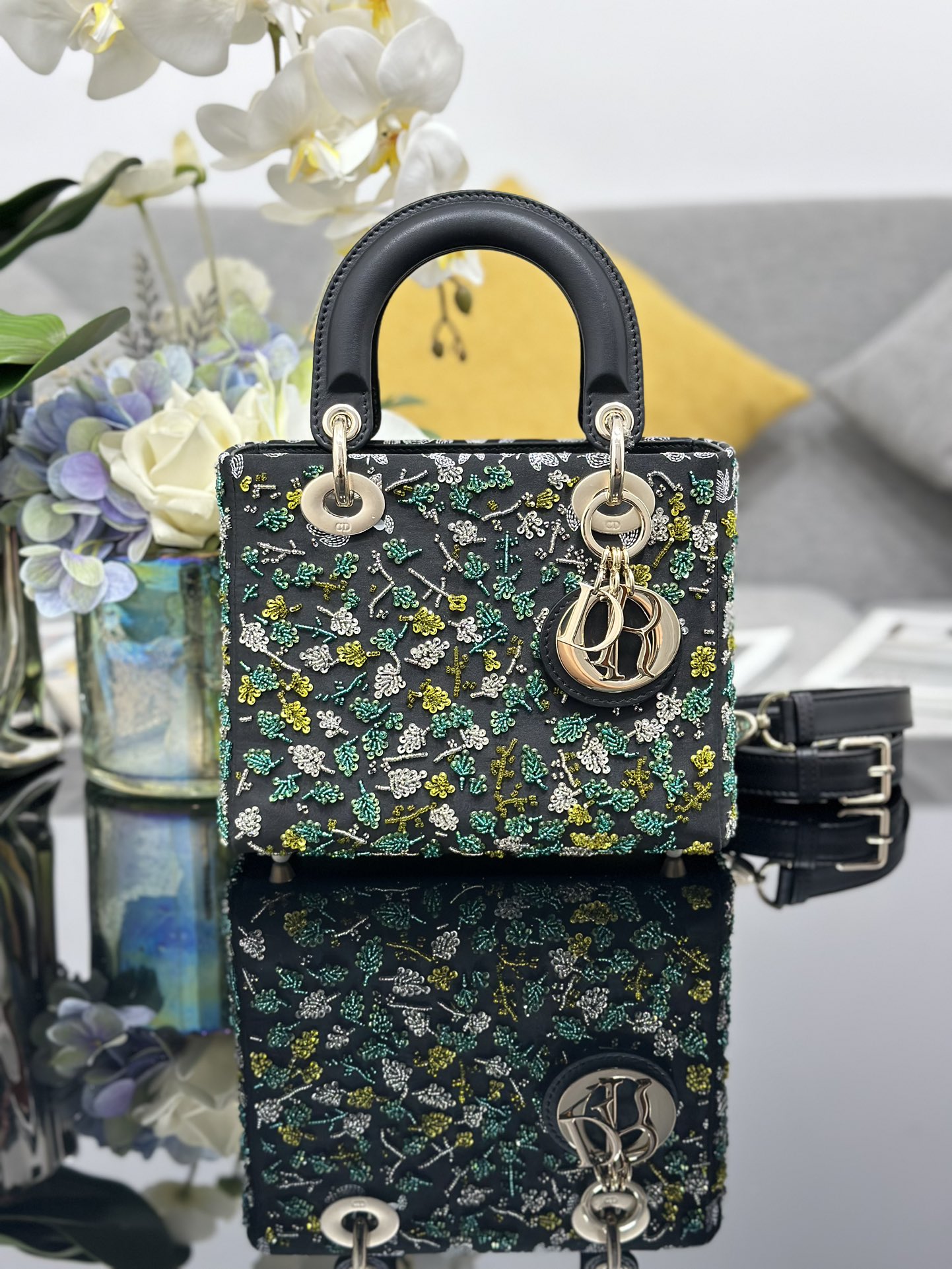 TOP Christian Dior Lady Dior Bag 20 x 16.5 x 8cm-Black
