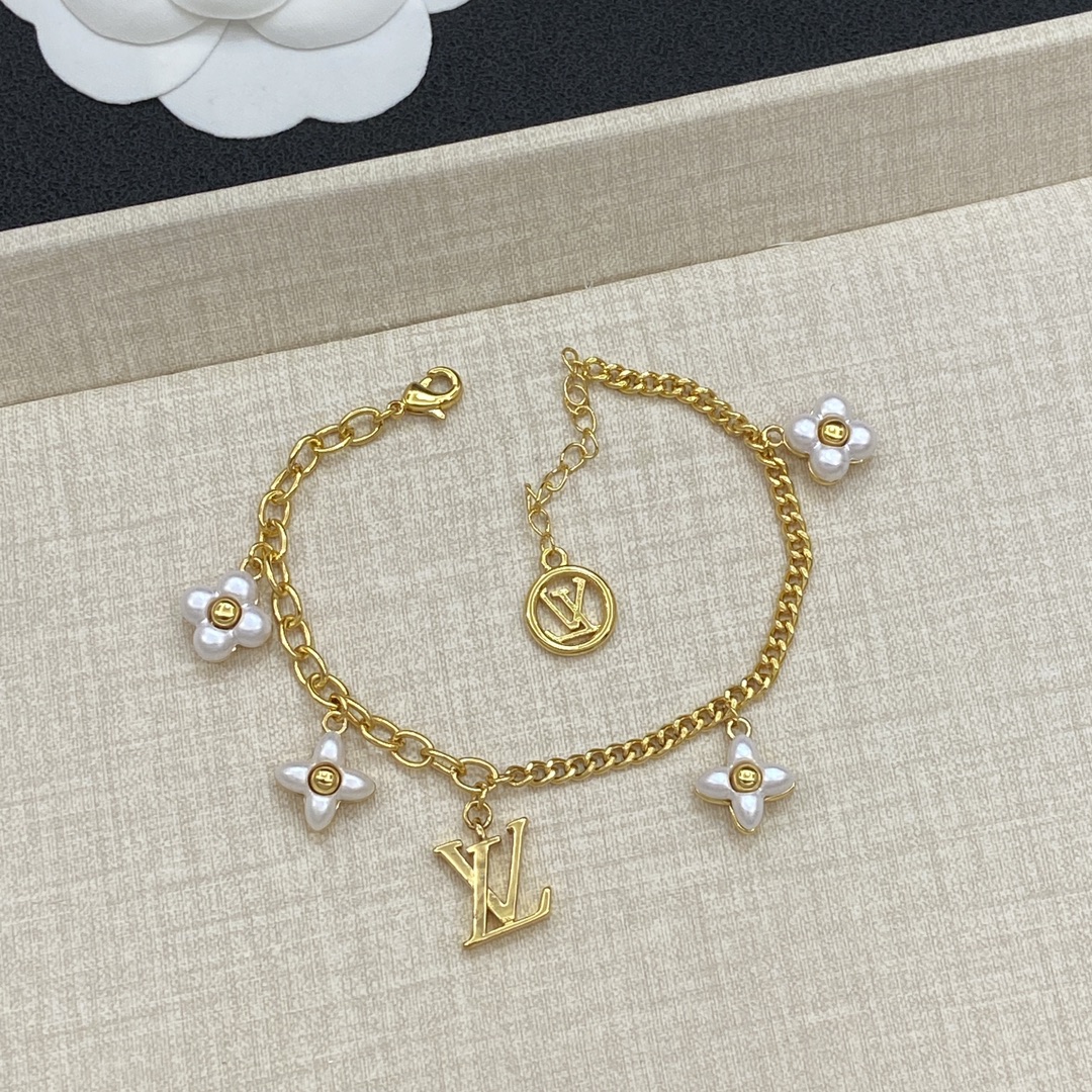 TOP Louis Vuitton LV Bracelet with White Flowers - 3 Colour
