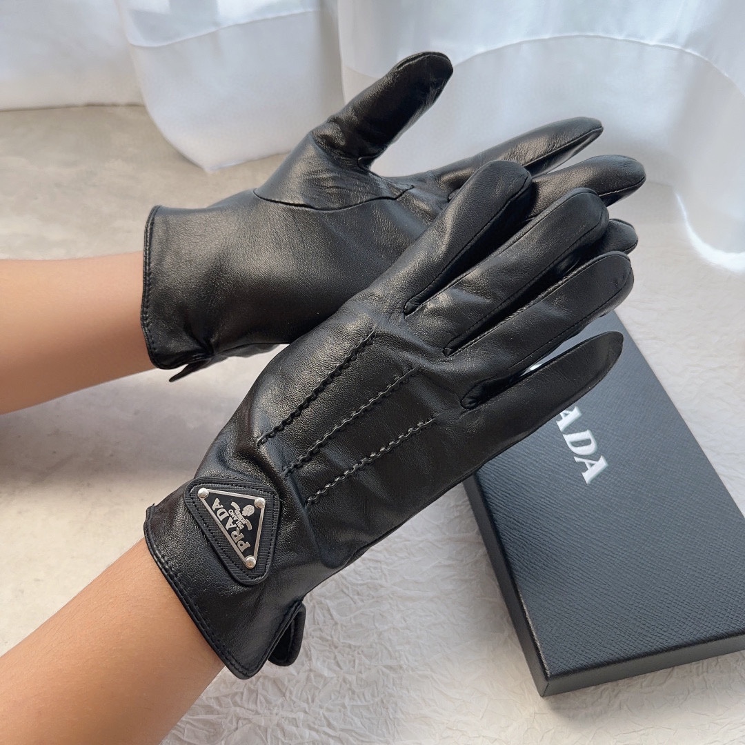 TOP PRADA Men's New Sheepskin Gloves - Black