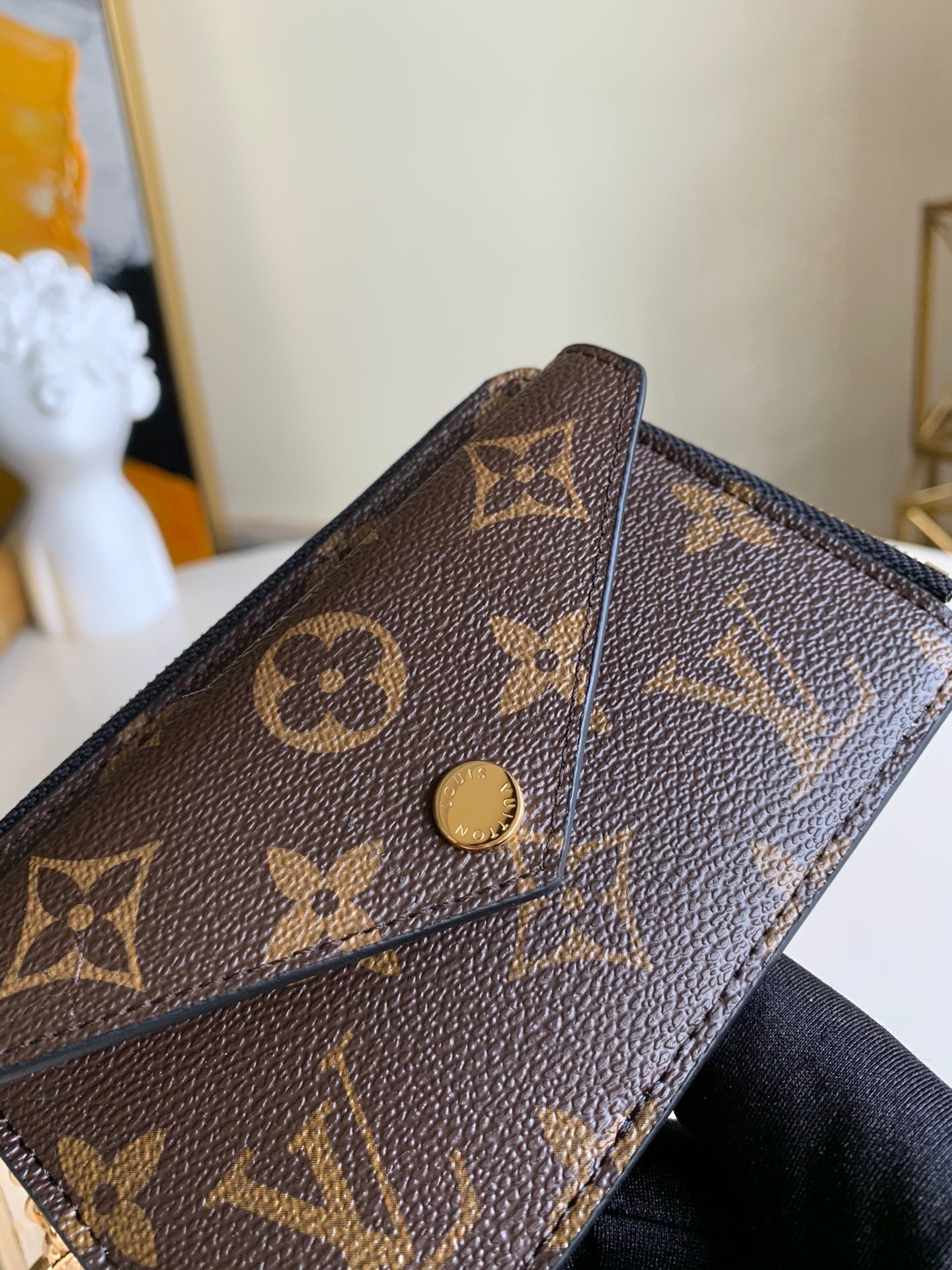 TOP Louis Vuitton LV LV Compact Key Wallet - Monogram