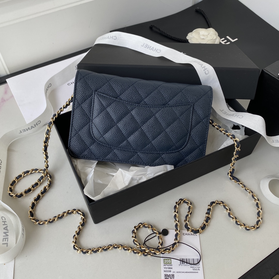TOP CHANEL WOC Bag Lychee Leather small logo 19 cm - Dark Blue & GHW