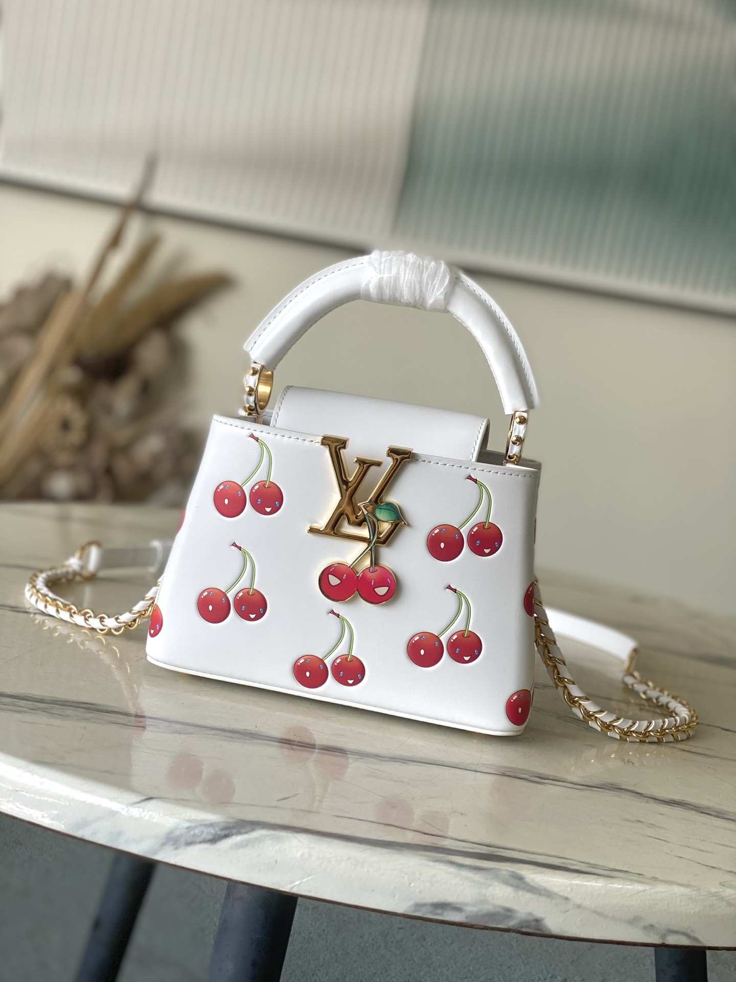 TOP Louis Vuitton LV Capucines Bag with kiraz printed 2 Sizes- 2 Colors