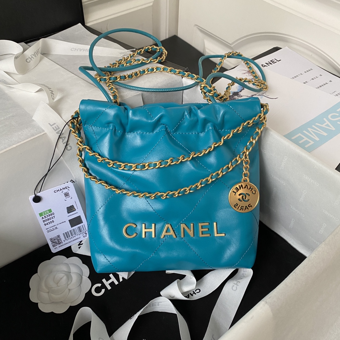 TOP CHANEL 22 Bag mini 19x20x6cm - Blue&GHW