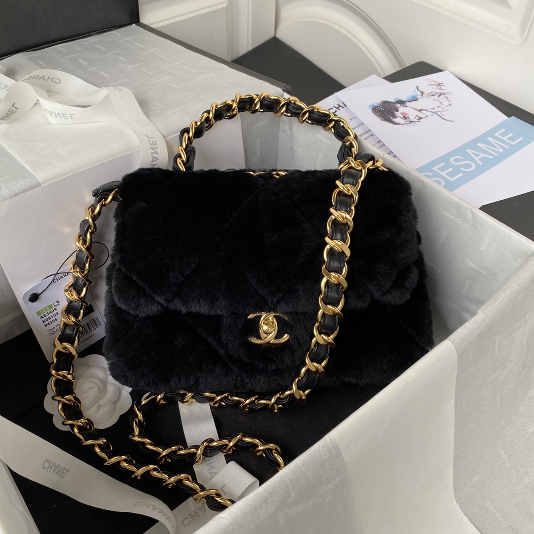 TOP CHANEL Classic Flap Bag Wool 18 X 23 X 9 cm - Black & GHW