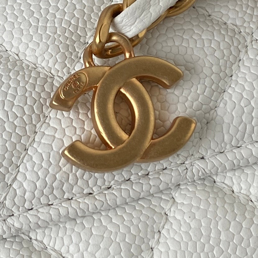 TOP CHANEL Pick Me Up Waits Bag - White & GHW