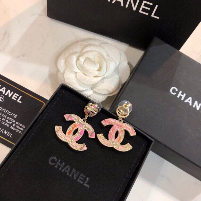 TOP CHANEL Double C Classic Stud Earrings