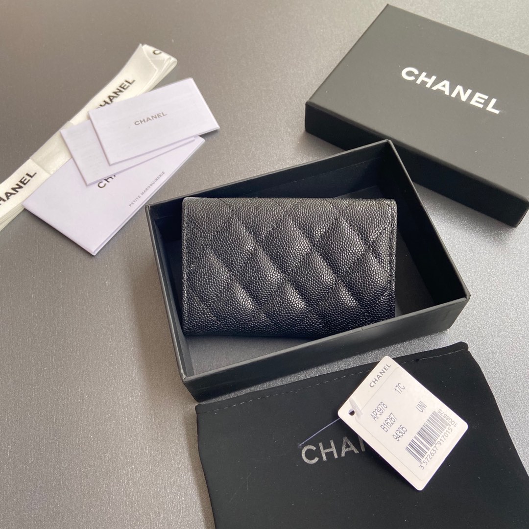 TOP CHANEL Card Holder Calfskin 11x7cm - Black & GHW